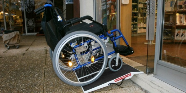 Accessibilité handicapé aux commerces